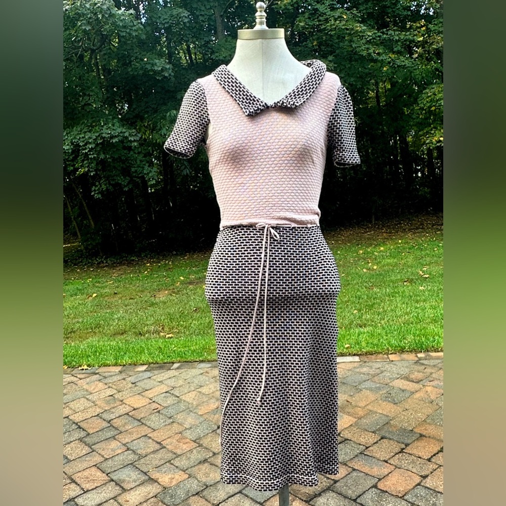 BETSEY JOHNSON PINK BLACK SHORT SLEEVE KNIT MIDI DRESS PUNK ROCK PINUP SMALL - Picture 1 of 6